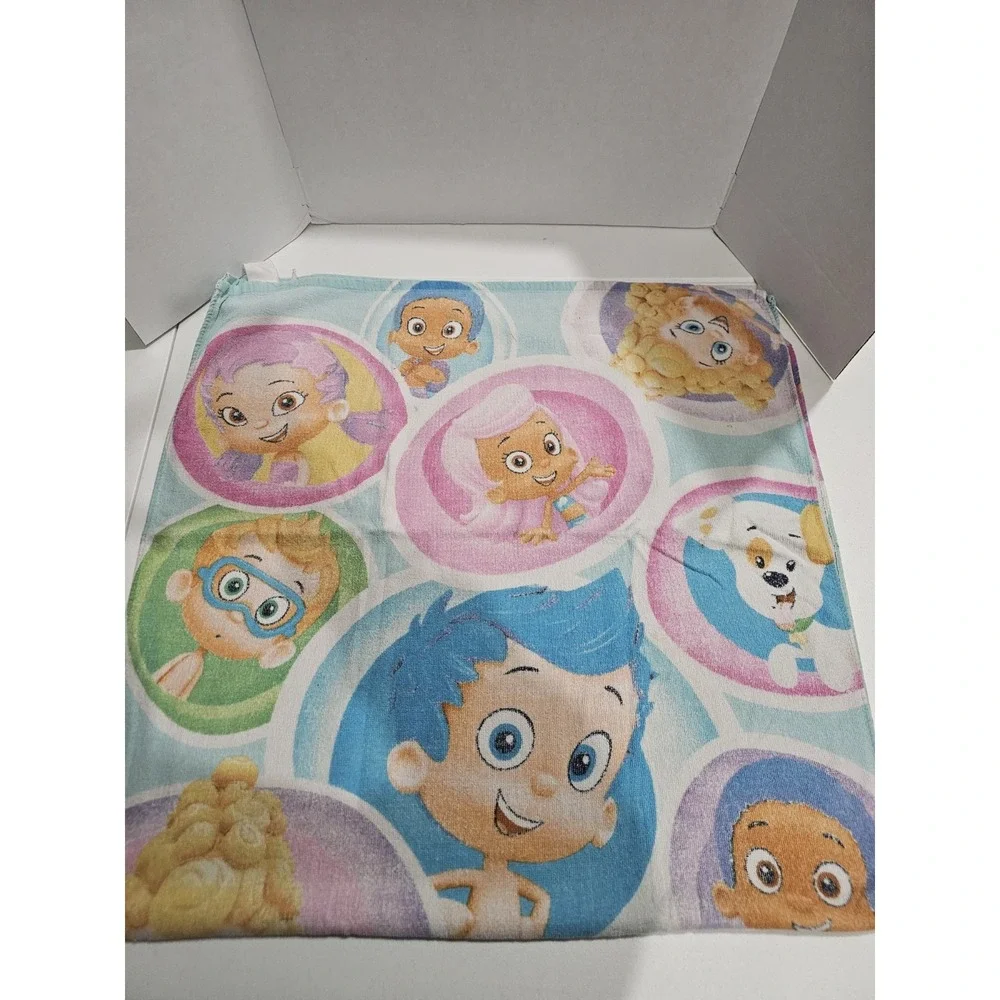 2015 Bubble Guppies Beach Towel 49x26